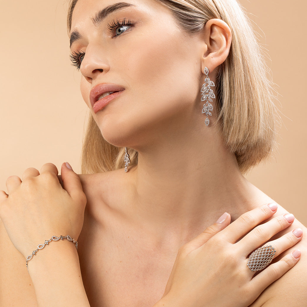 Długie wiszące kolczyki z cyrkoniami Scarlet Whispers