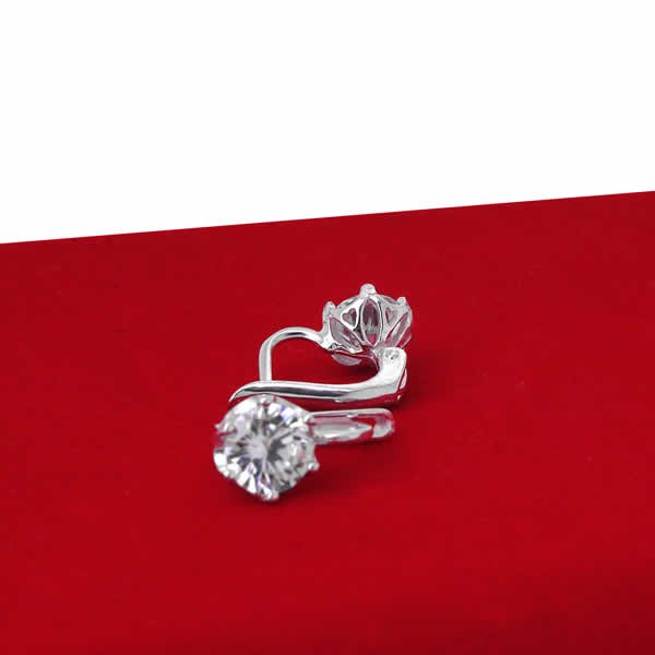 Kolczyki z cyrkonią 7mm zamek angielski