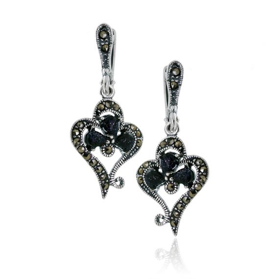 Kolczyki markazyty i noc kairu