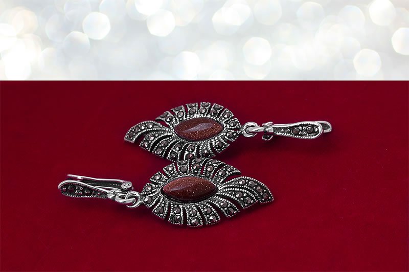 Kolczyki z markazytami i piaskiem pustyni