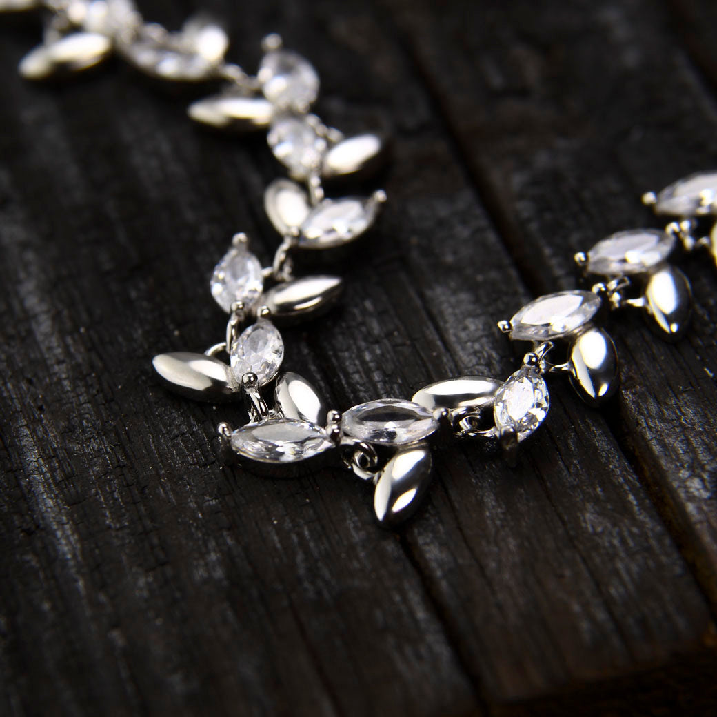 Bransoletka ślubna z płatkami Gleaming Diamonds