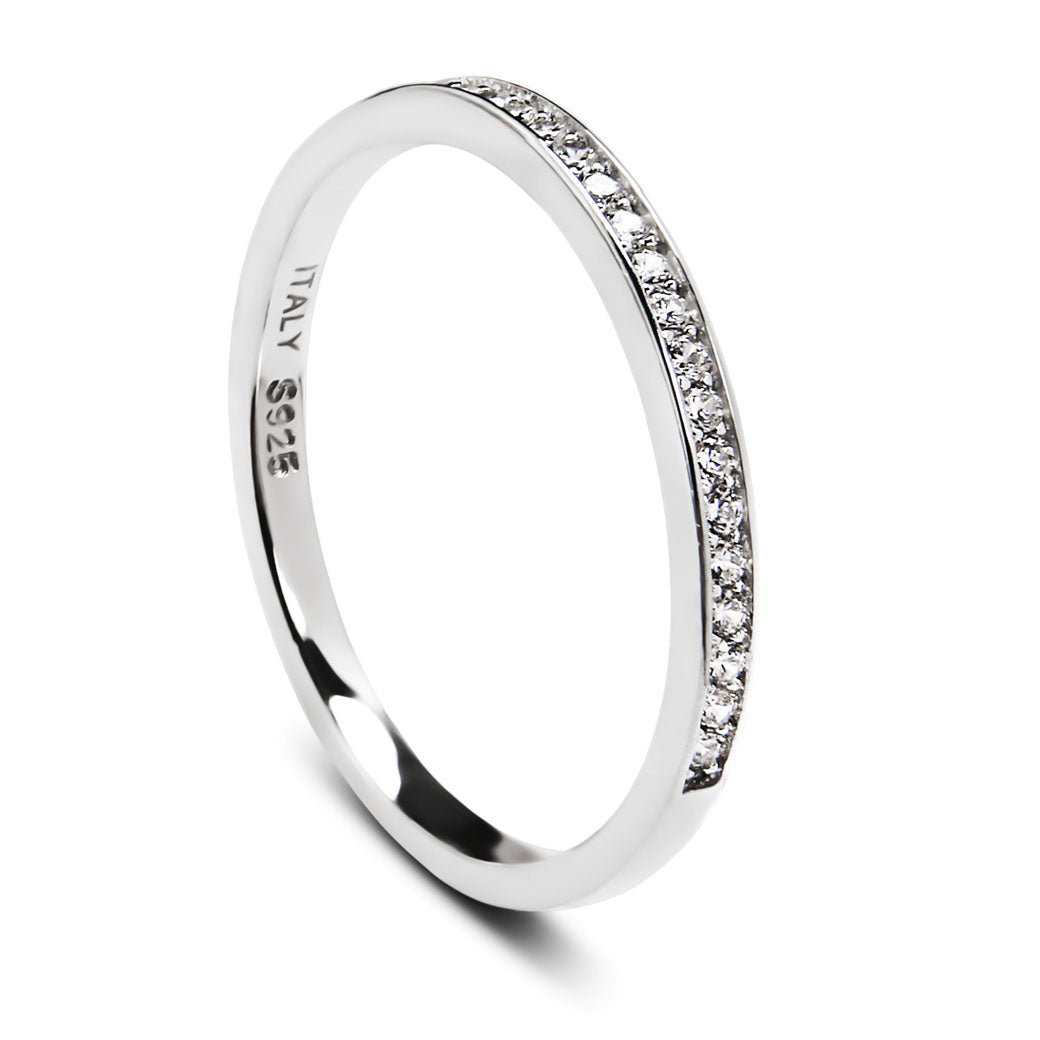 Wąska obrączka z cyrkoniami