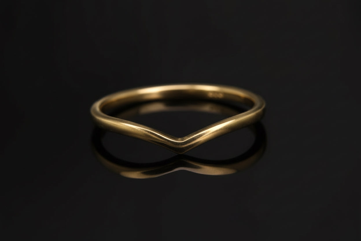 Srebra obrączka "V"