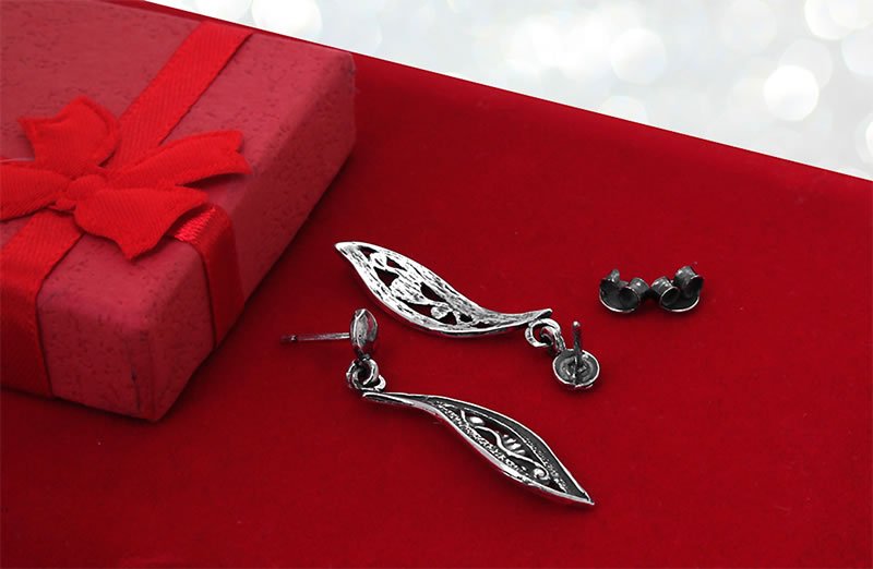 Ażurowe wiszące łezki