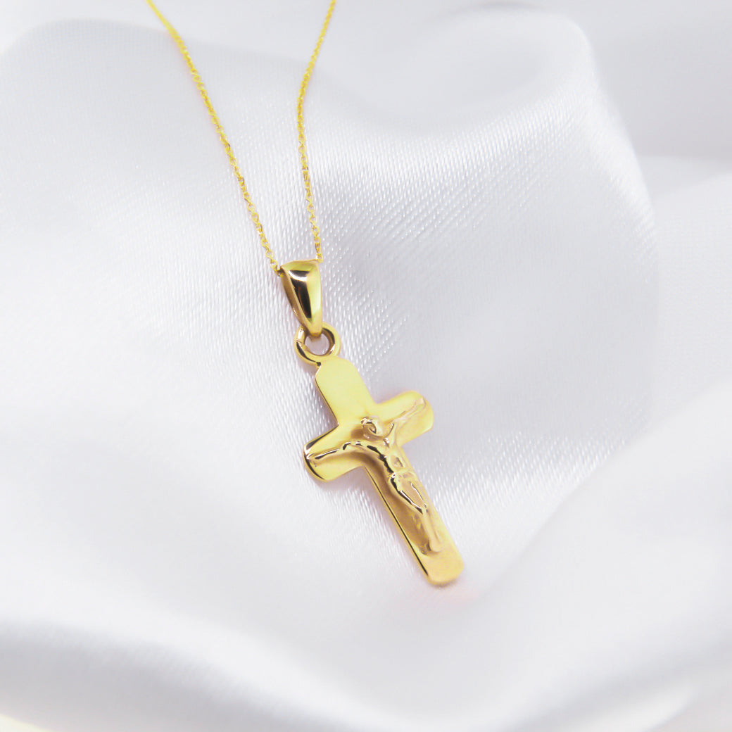 Krzyżyk z łańcuszkiem ze złota + pudełko z grawerem Pamiątka I Komunii Świętej