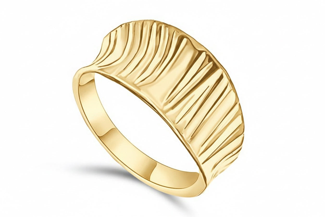 Pierścionek wklęsły zdobiony