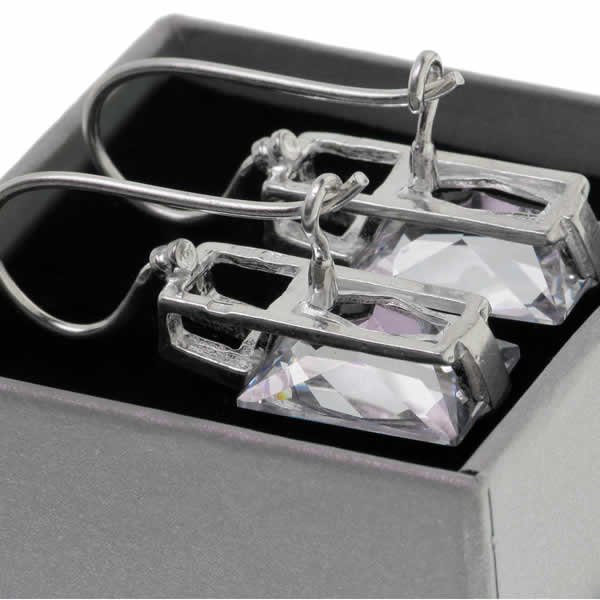 Kolczyki z białą cyrkonią 16x12mm bigiel