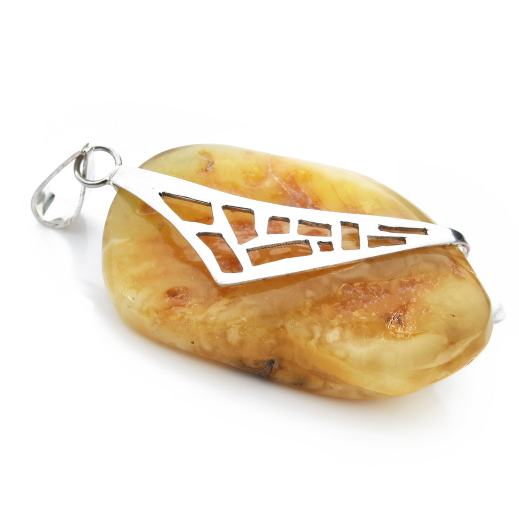 Duży wisior z naturalnym bursztynem