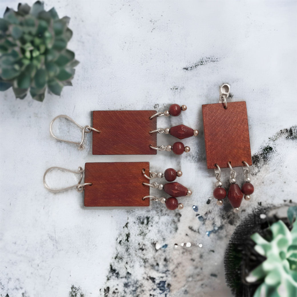 Kolczyki i wisiorek drewniane prostokąty