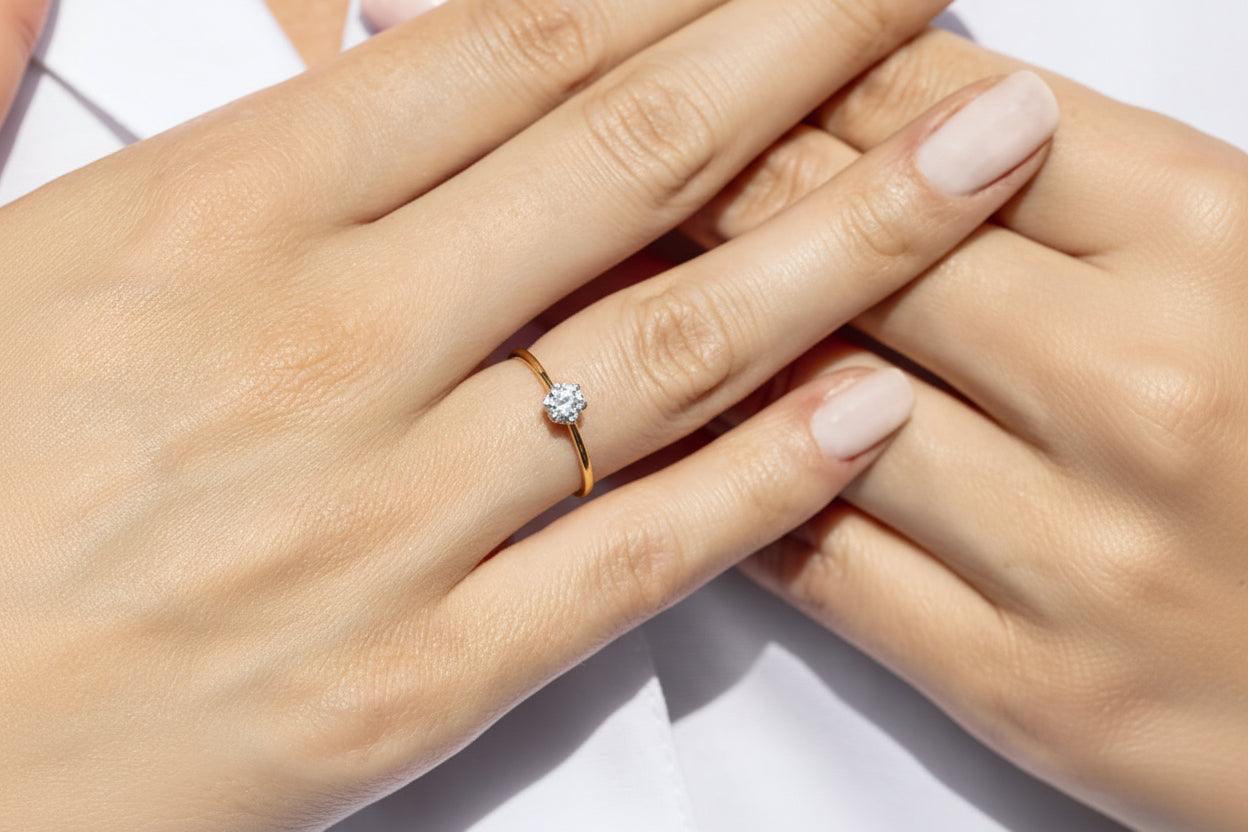 Pierścionek z cyrkonią 4mm srebro pozłacane