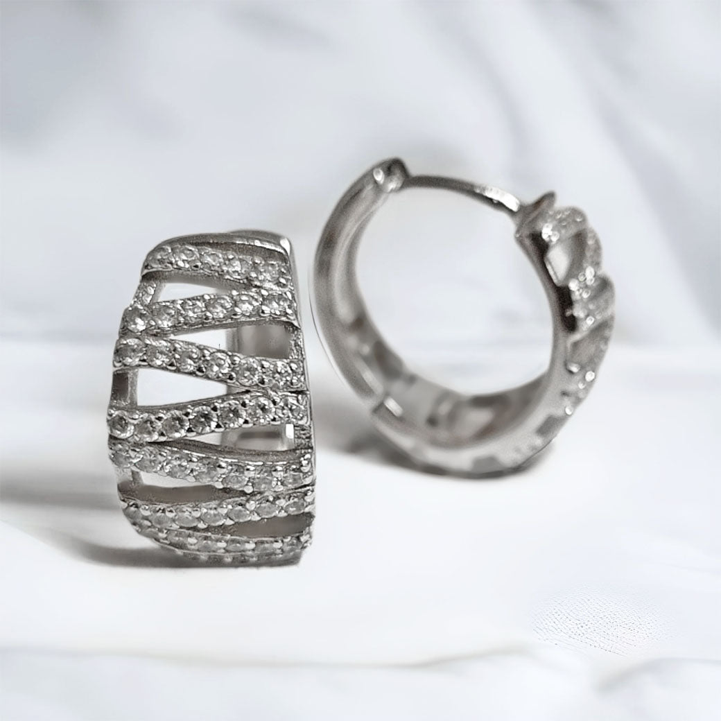 Kolczyki angielskie paski z cyrkoniami