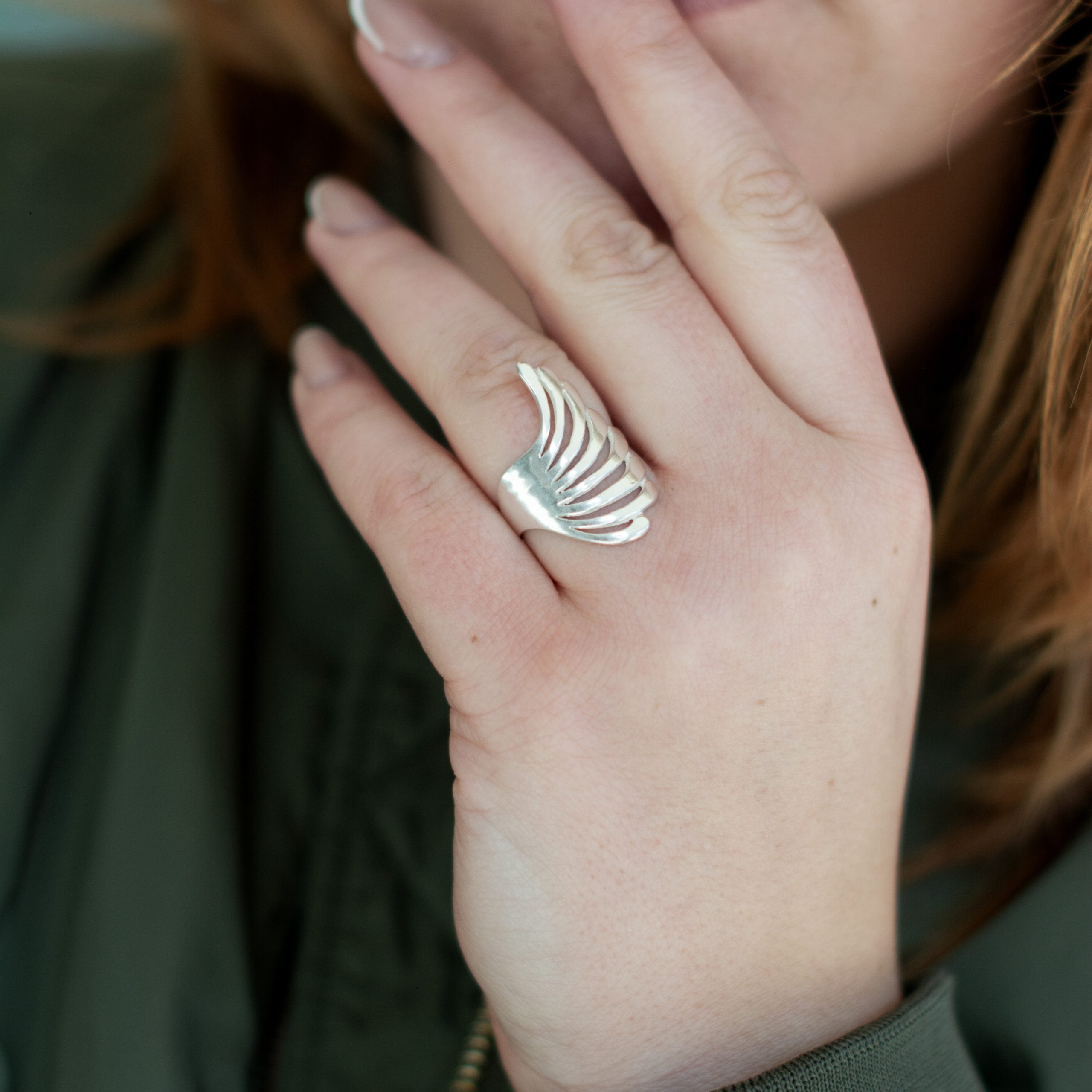 Pierścionek skrzydło