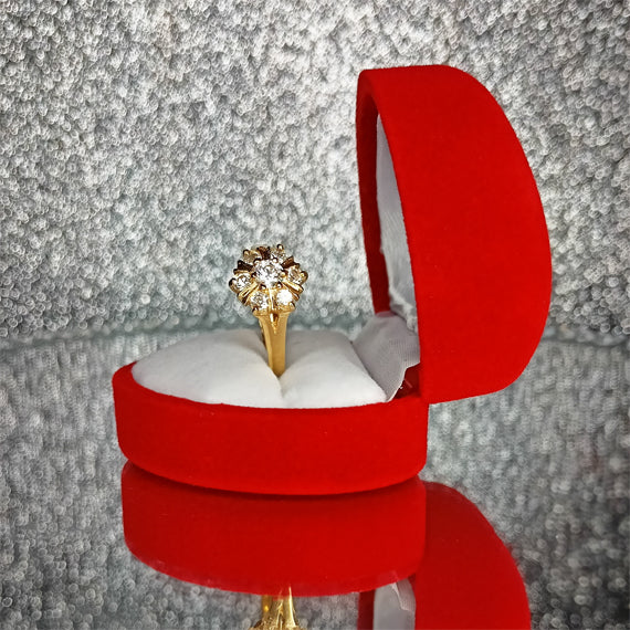 Złoty pierścionek duży kwiat 333