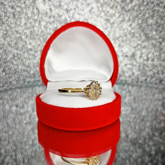 Złoty pierścionek z cyrkoniami 333