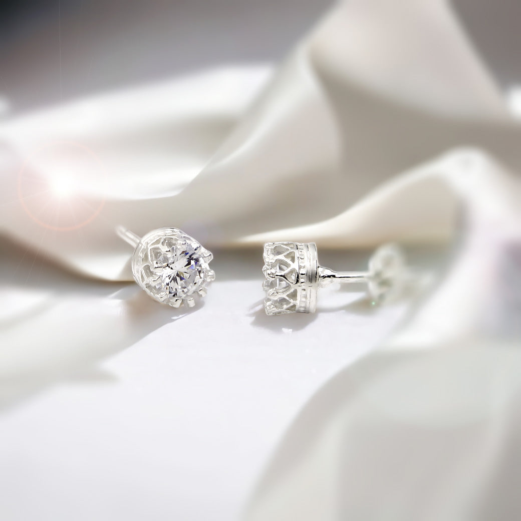 Kolczyki korony z białą cyrkonią 6mm