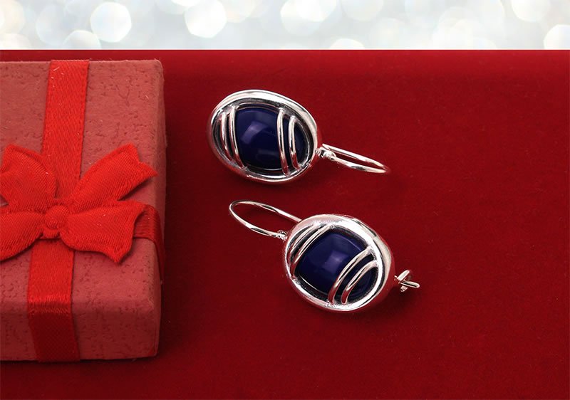 Kolczyki z fioletowym kamieniem