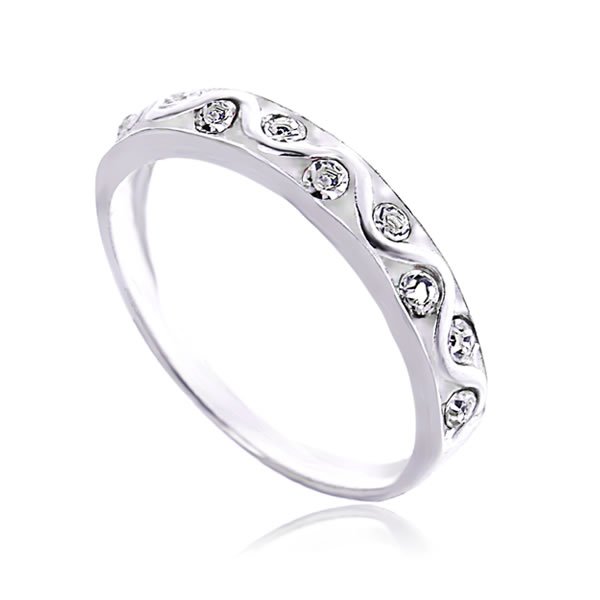 Obrączka z kamieniami