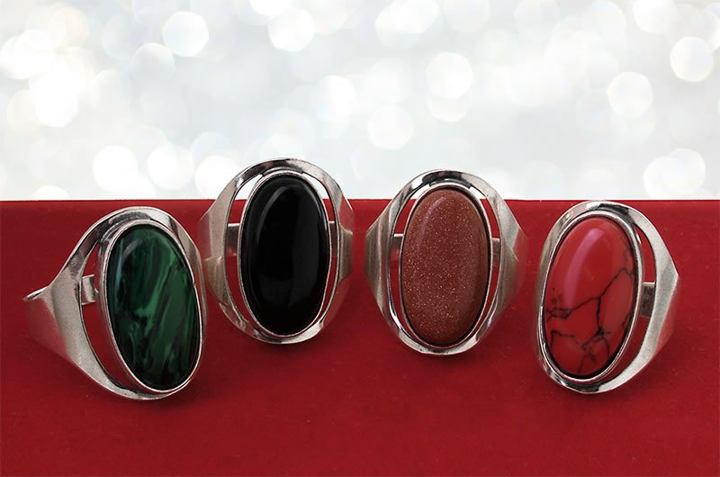 Pierścionek z onyksem 20x11mm