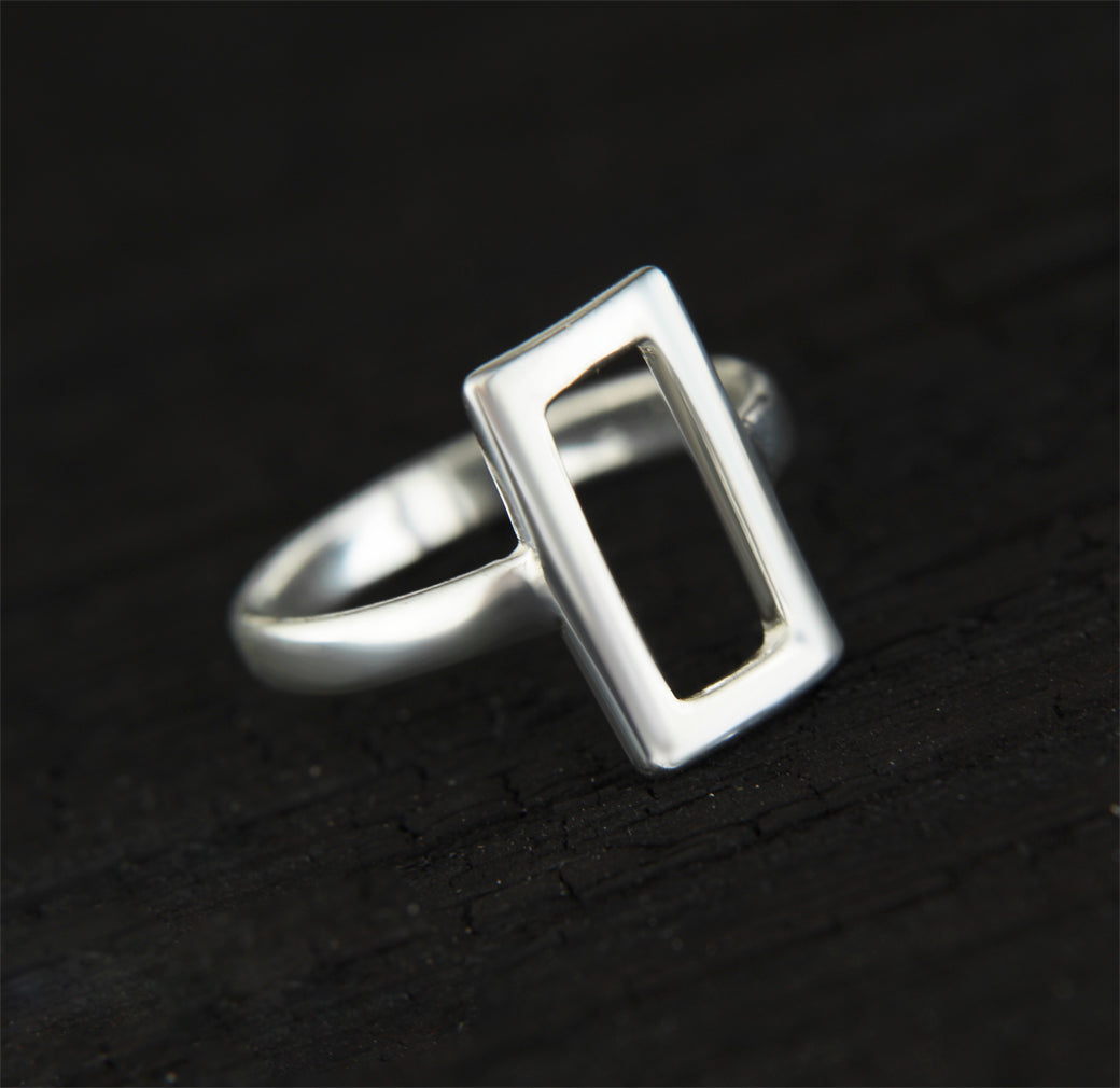 Pierścionek geometryczny prostokąt