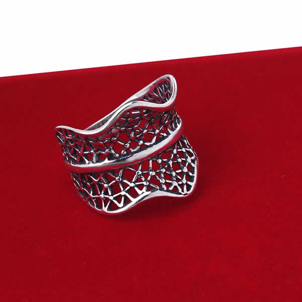 Pierścionek ażurowy