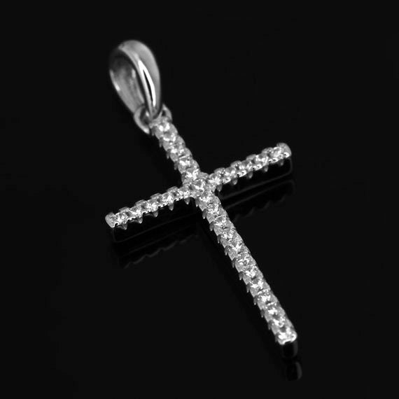 Krzyżyk z cyrkoniami