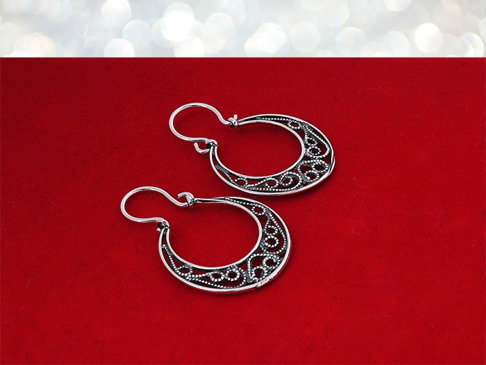 Kolczyki koła zdobione