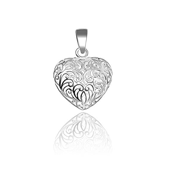 Ażurowy wisiorek serce
