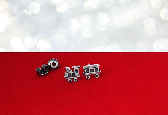 Kolczyki lokomotywa z wagonem