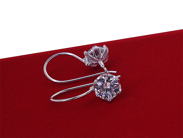 Kolczyki z białą cyrkonią 7mm bigiel