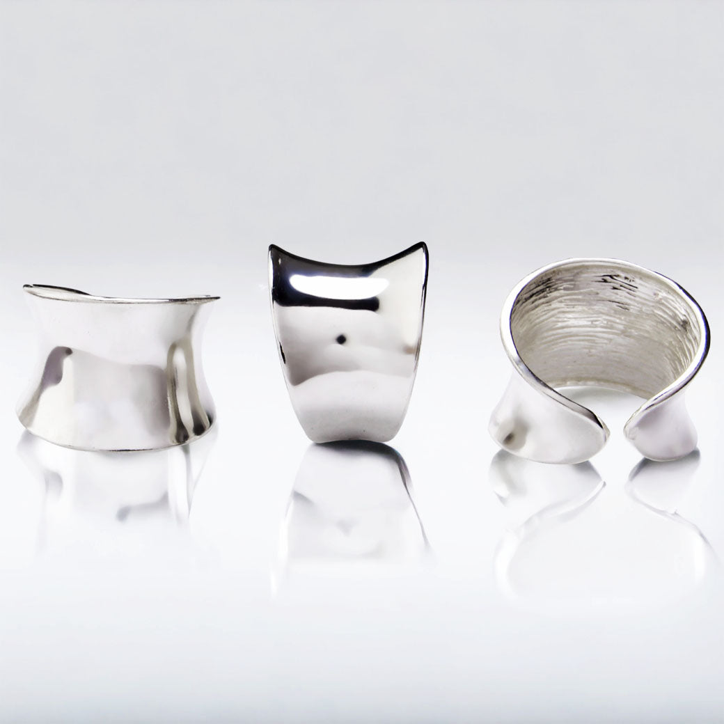 Pierścionek - wysoki, gładki, wklęsły