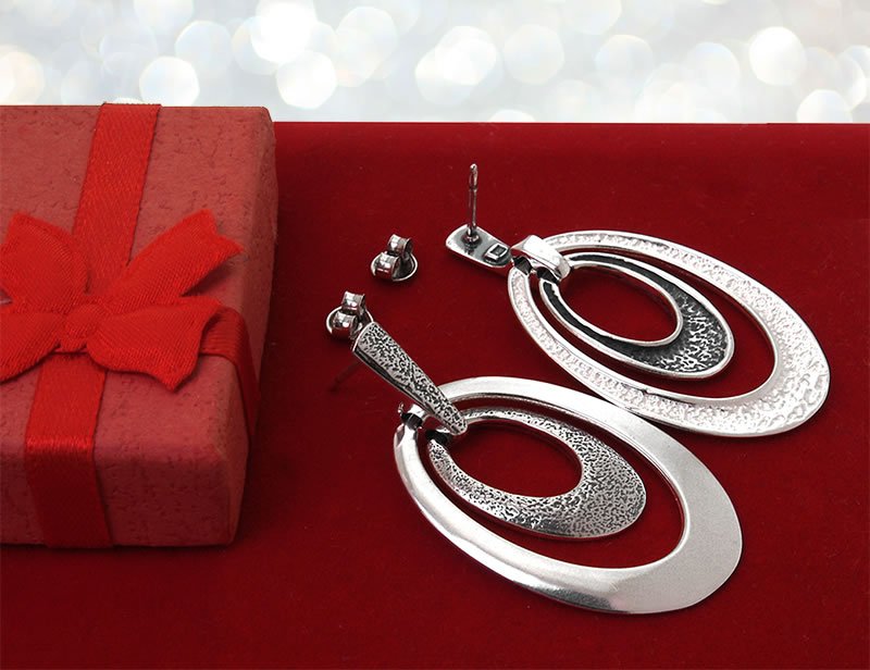 Owalne oryginalne kolczyki