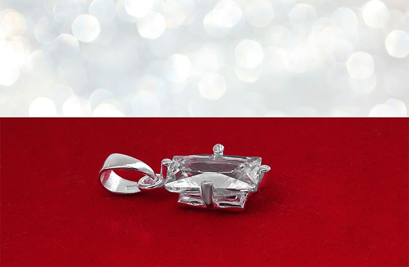 Wisiorek z cyrkonią 14x10