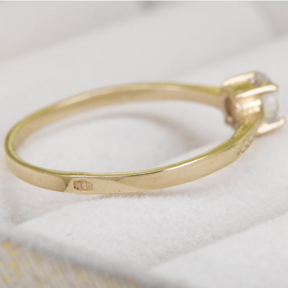 Pierścionek zaręczynowy złoto 333 cyrkonia 4mm